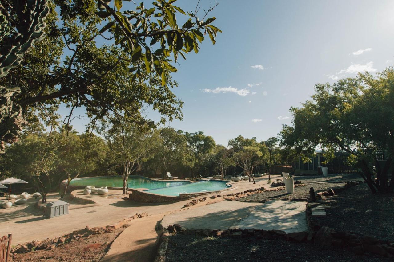 Pecan Bush Lodge Magaliesburg Exterior foto